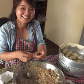 Making-momo-at-nepali-cooking-school